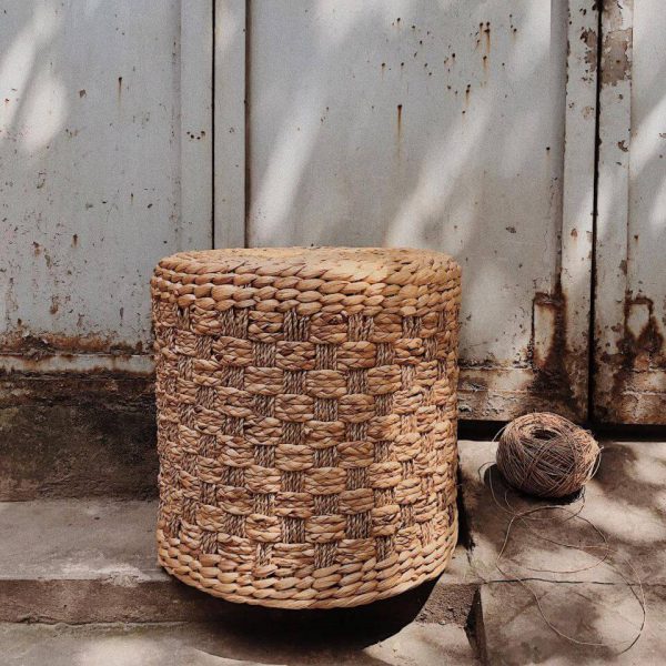 seagrass water hyacinth handwoven pouffe ottoman natural fiber