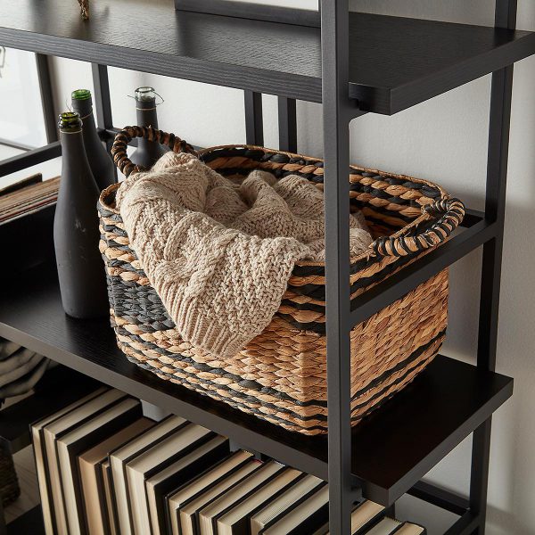 Water hyacinth basket